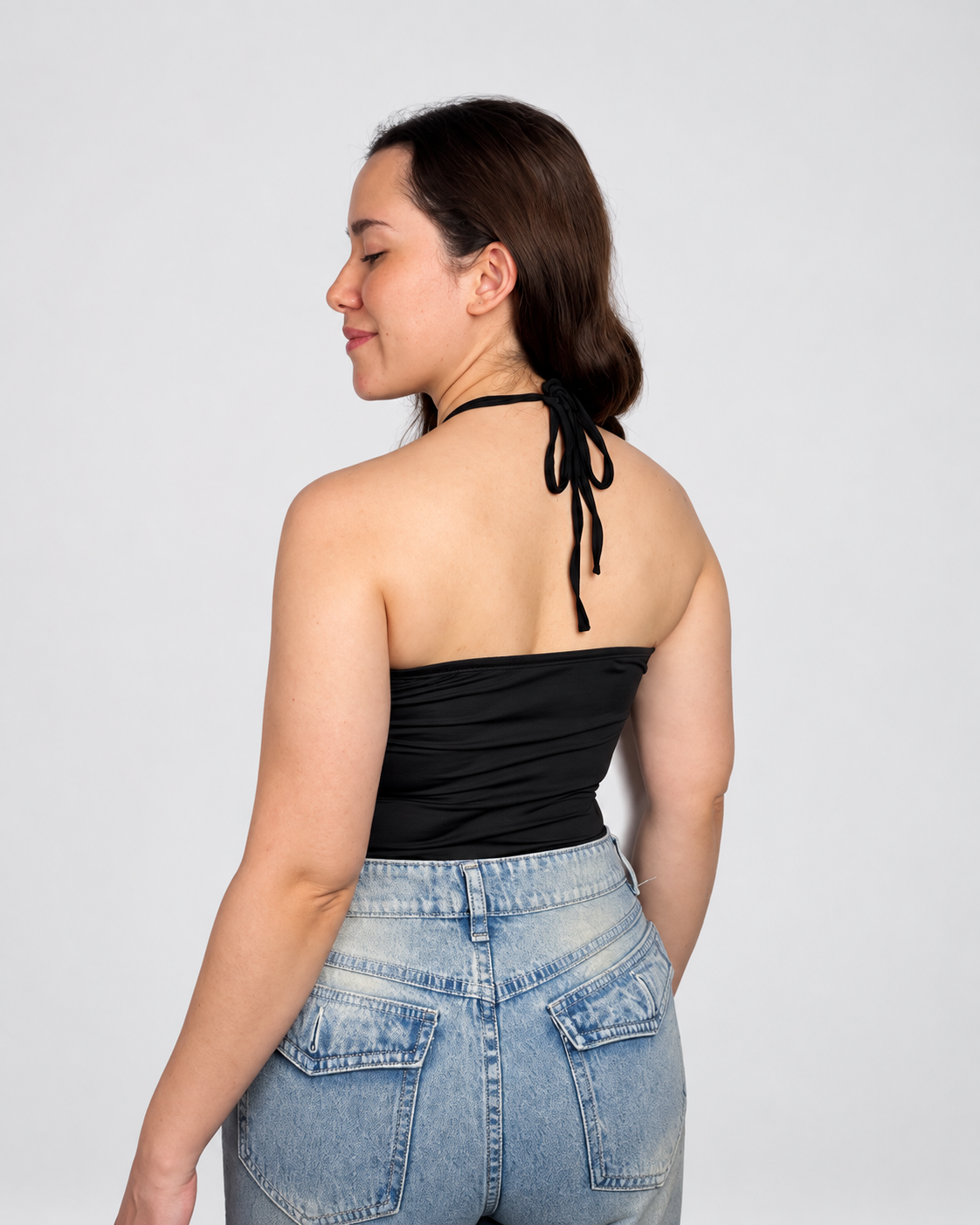Body halter para mujer de suplex stretch color negro – espalda descubierta y tiras para amarrar en el cuello All Fit