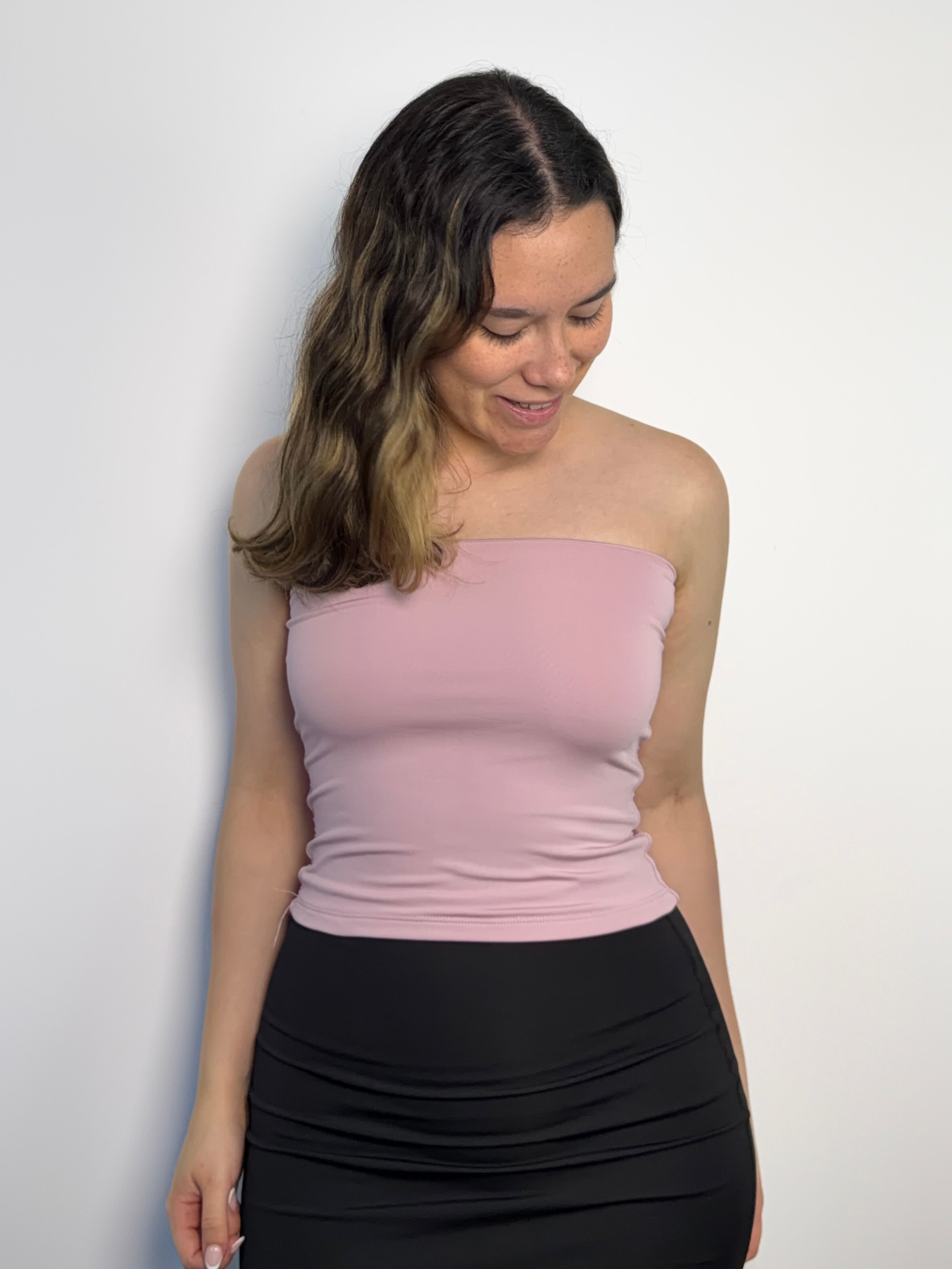 Top de strapples para mujer suplex color Rosa Pastel - Confeccionado en tejido elástico que se amolda al cuerpo All fit