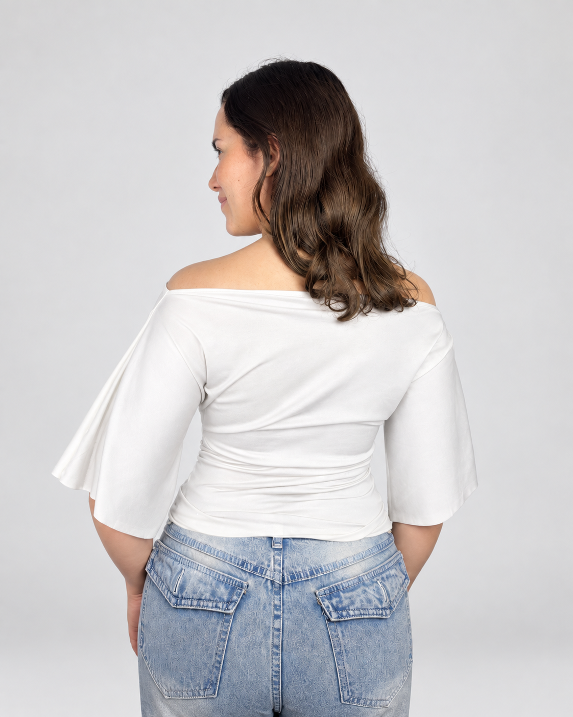 Top de manga 3/4 para mujer de suplex stretch color blanco – escote amplio y caída sutil All Fit