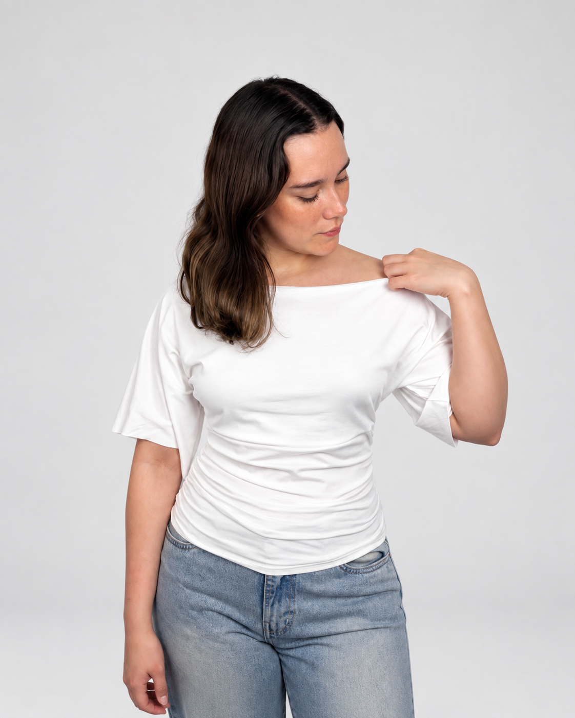 Top de manga 3/4 para mujer de suplex stretch color blanco – escote amplio y caída sutil All Fit